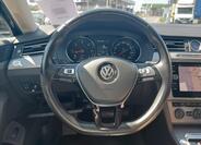 Volkswagen Passat 24