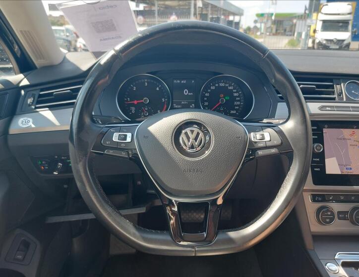 Volkswagen Passat 24