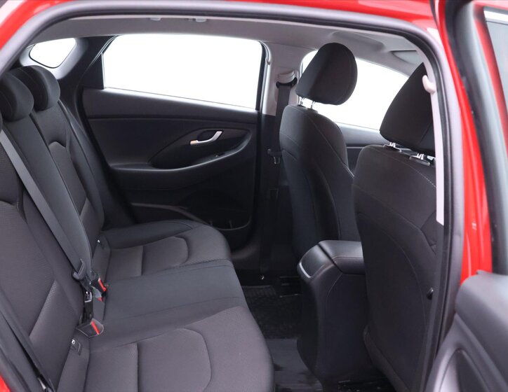 Hyundai i30 Liftback 1,4 l 103 kw