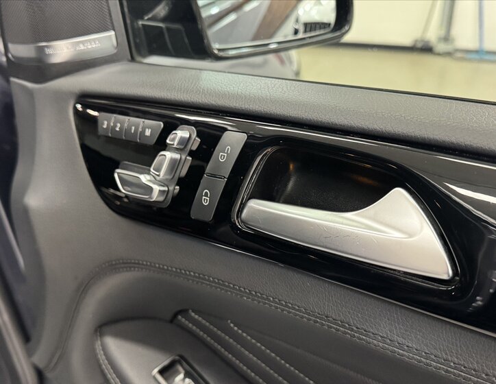 Mercedes-Benz GLE SUV / Terénní 3,0 l 270 kw