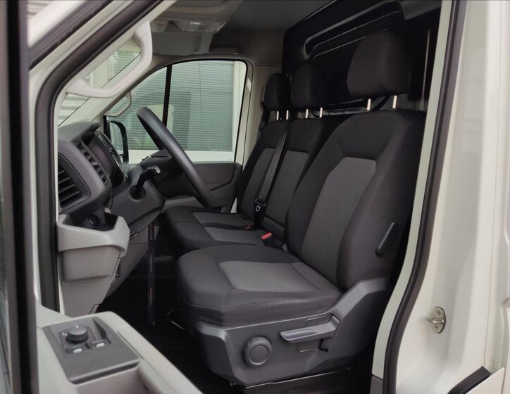 Volkswagen Crafter 6