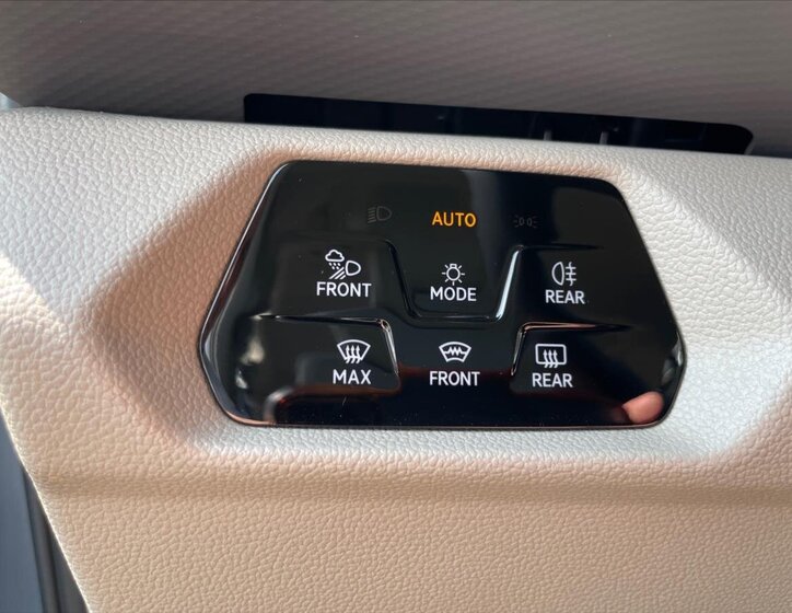 Volkswagen Multivan Ostatní 2,0 l 110 kw