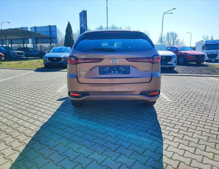 Mazda CX-80 SUV / Terénní 3,3 l 187 kw