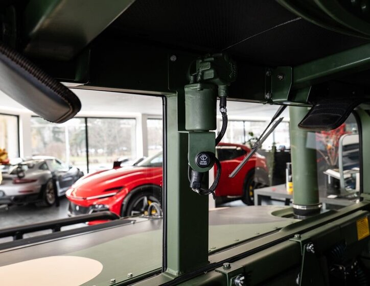 Hummer H1 SUV / Terénní 6,2 l 110 kw