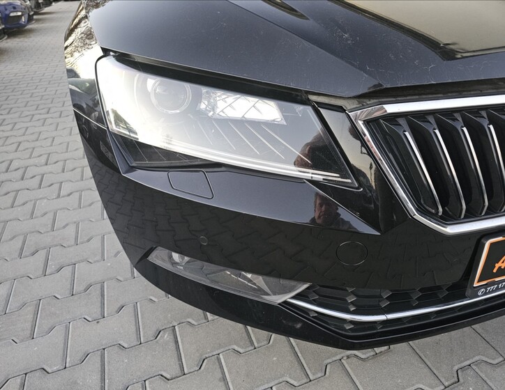 Škoda Superb 46