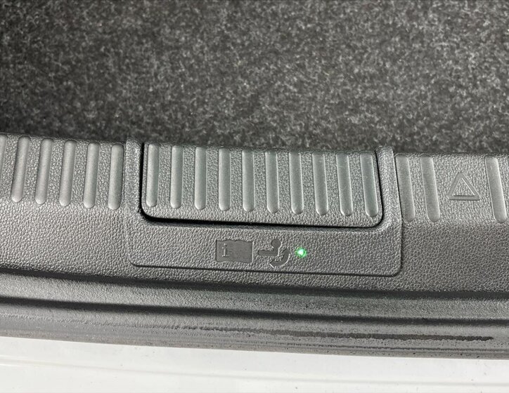 Škoda Superb Sedan / Limuzína 1,4 l 160 kw