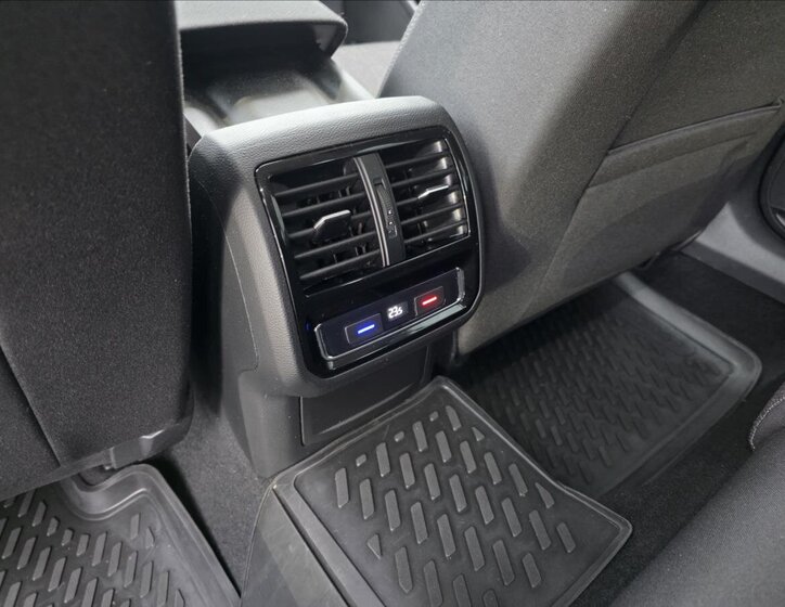 Volkswagen Passat 23