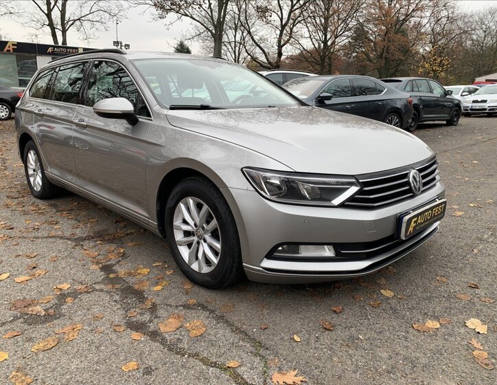 Volkswagen Passat Kombi 2,0 l 110 kw