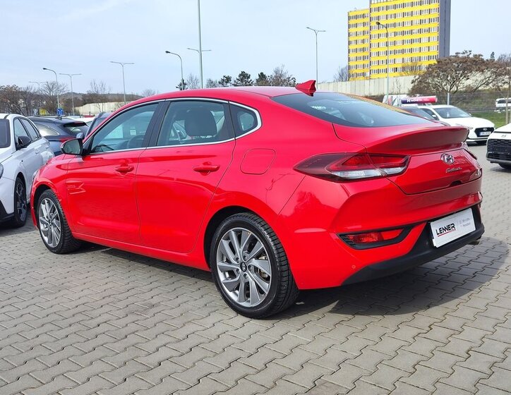 Hyundai i30 Liftback 1,4 l 103 kw