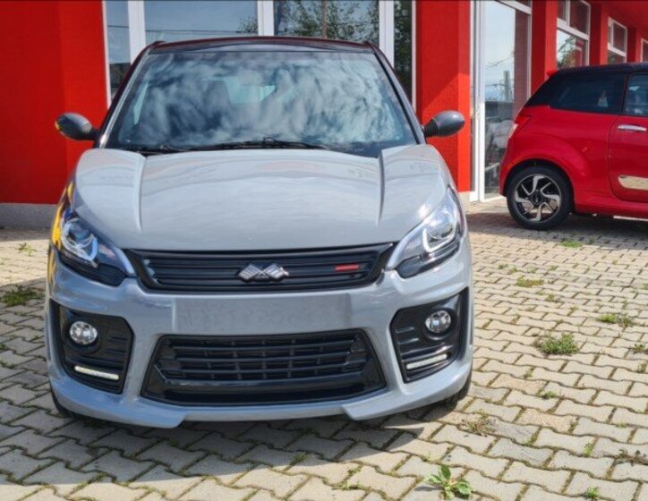 Ligier JS 50 L Hatchback 478,0 6 kw