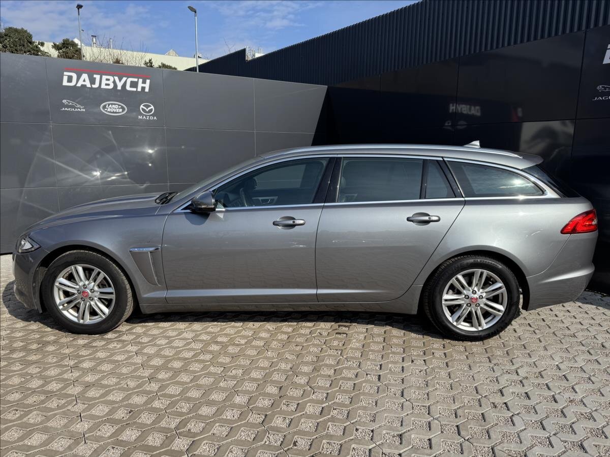 Jaguar XF Kombi 2,2 l 120 kw