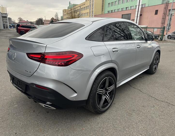Mercedes-Benz GLE 7