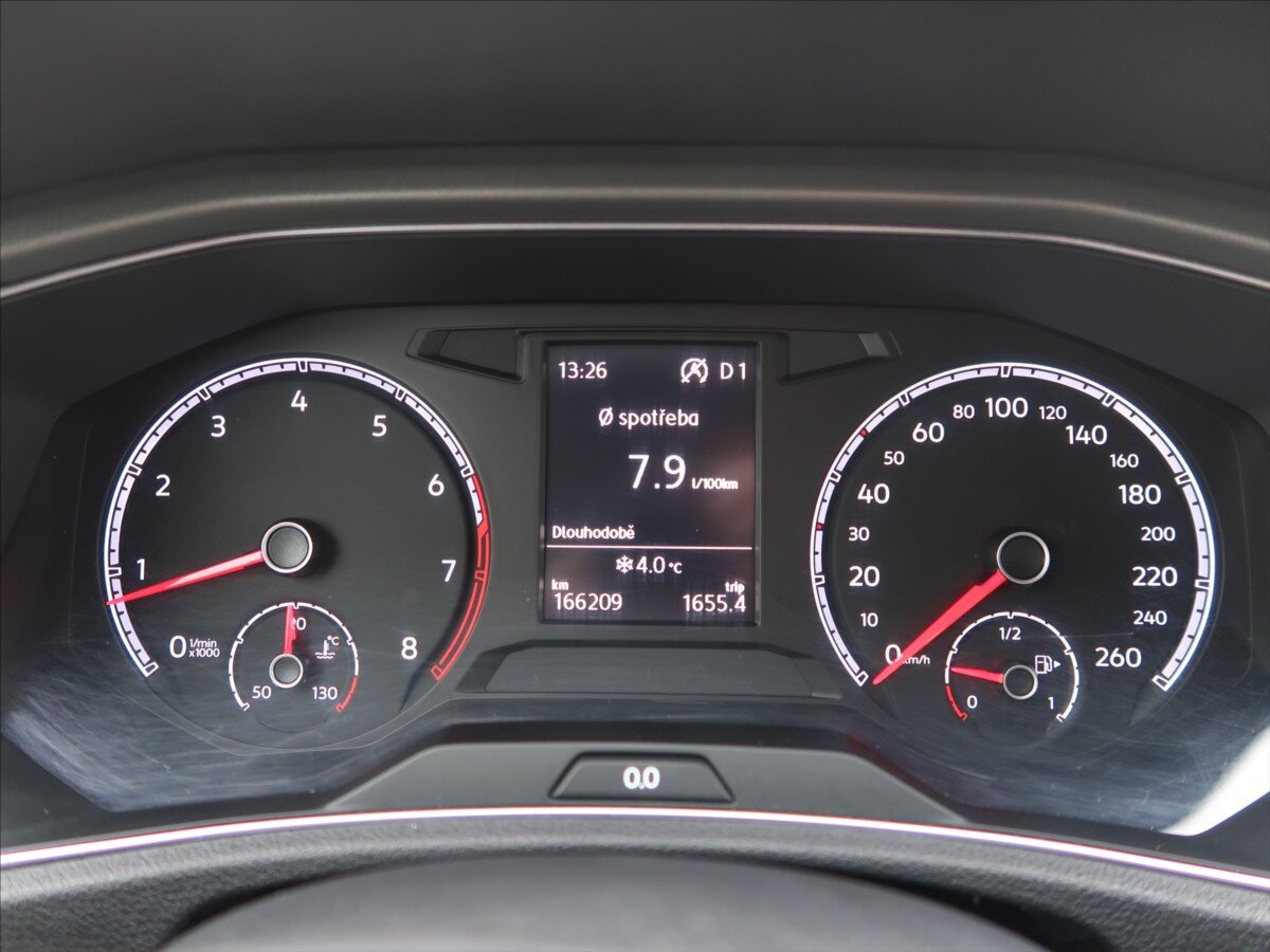 Volkswagen T-Roc SUV 1,5 l 110 kw