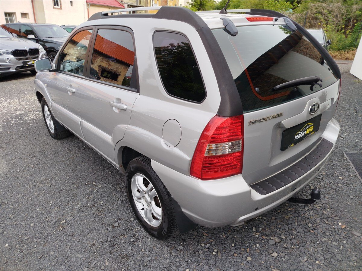 KIA Sportage SUV / Terénní 2,0 l 103 kw