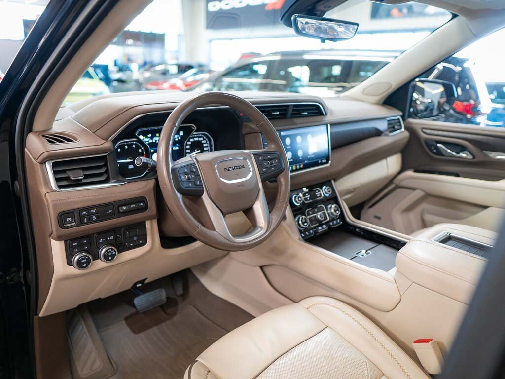 GMC Yukon SUV / Terénní 6,2 l 313 kw