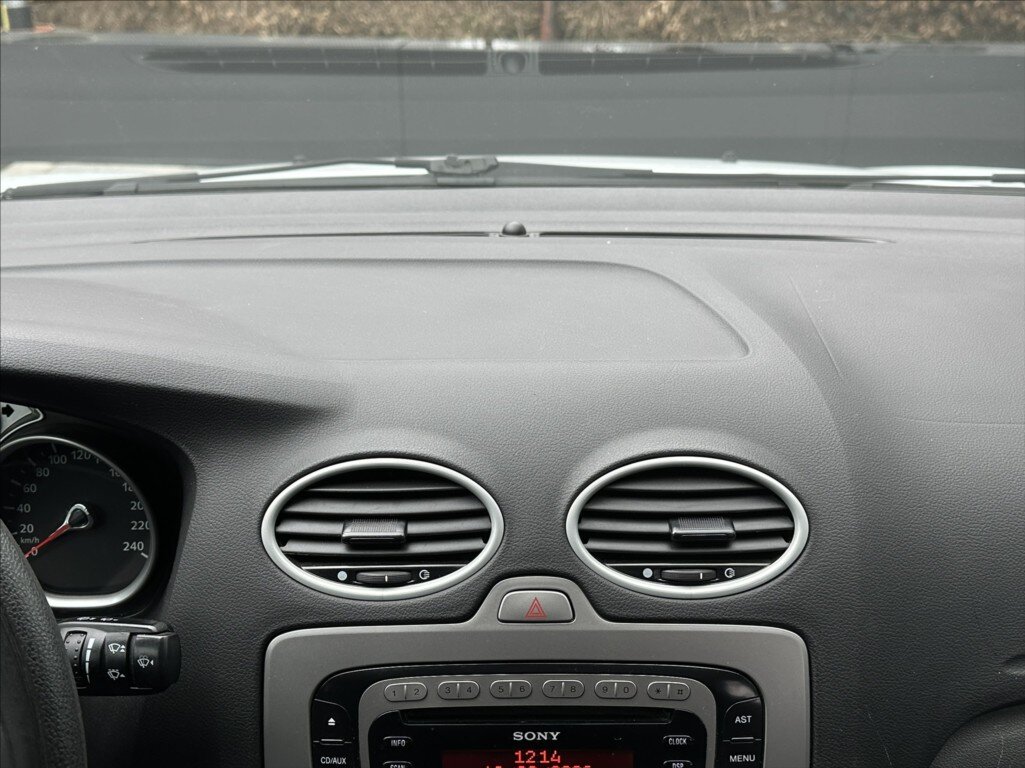 Ford Focus Hatchback 1,6 l 74 kw