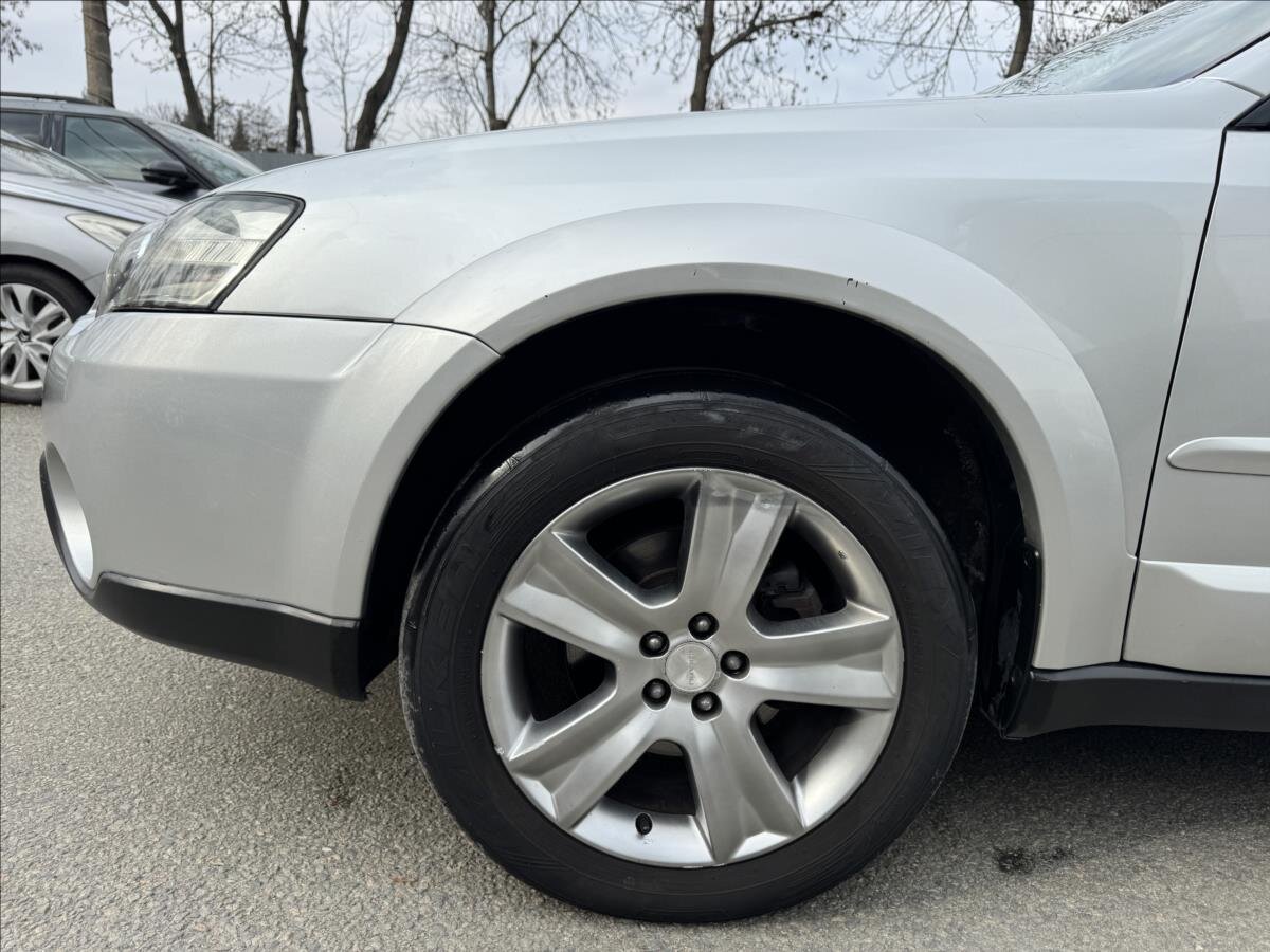 Subaru Legacy Kombi 3,0 l 180 kw