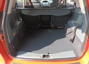 Ford Grand C-MAX MPV 2,0 l 103 kw