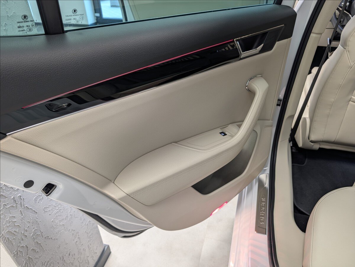 Škoda Superb Liftback 1,4 l 115 kw