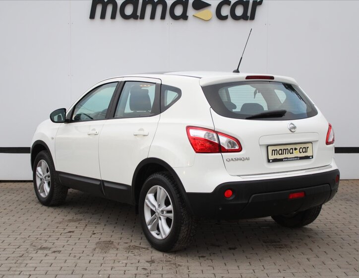 Nissan Qashqai SUV 1,6 l 84 kw