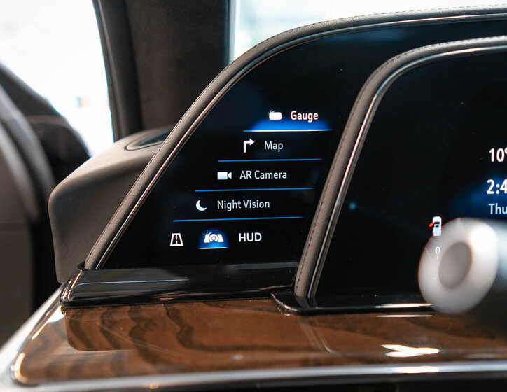 Cadillac Escalade SUV / Terénní 6,2 l 313 kw