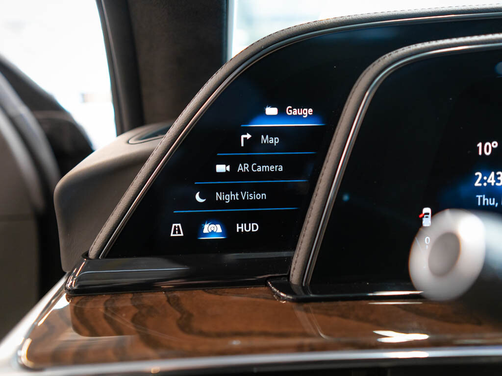 Cadillac Escalade SUV / Terénní 6,2 l 313 kw