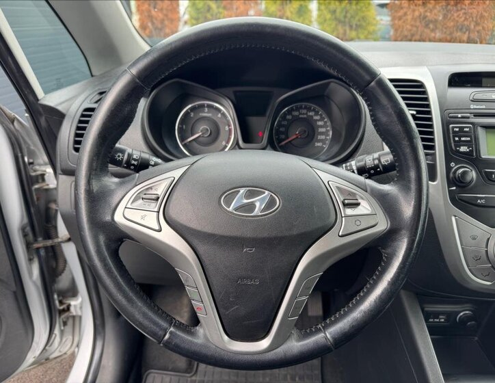Hyundai ix20 MPV 1,4 l 66 kw