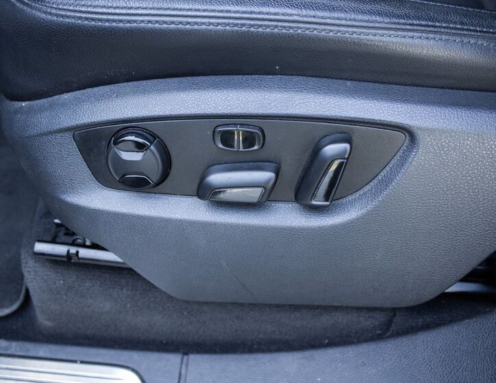 Volkswagen Touareg 9