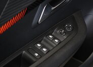 Peugeot 208 Hatchback 1,2 l 74 kw