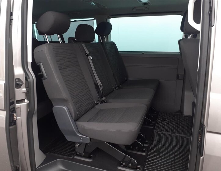 Volkswagen Caravelle MPV 2,0 l 110 kw