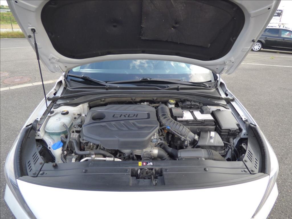 Hyundai i30 Liftback 1,6 l 100 kw