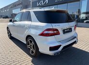 Mercedes-Benz Třídy M SUV / Terénní 3,0 l 190 kw