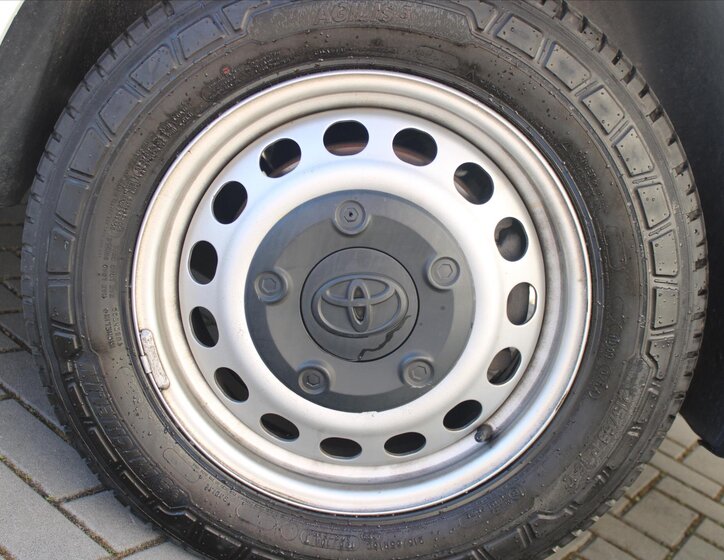 Toyota ProAce Kombi 2,0 l 106 kw