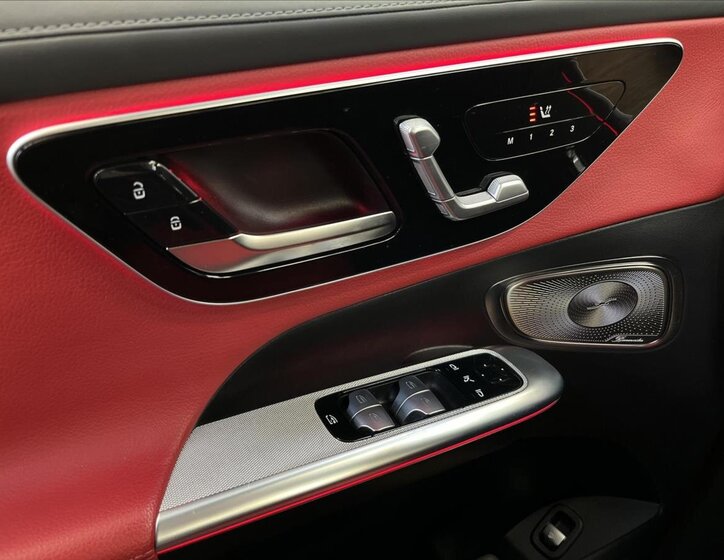 Mercedes-Benz GLC 12