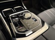 BMW Řada 7 Sedan / Limuzína 3,0 l 220 kw