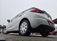 Opel Astra Hatchback 999,0 77 kw