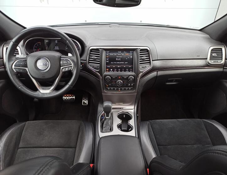 Jeep Grand Cherokee 16