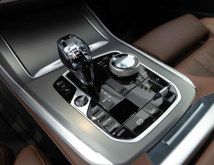 BMW X5 SUV / Terénní 3,0 l 250 kw