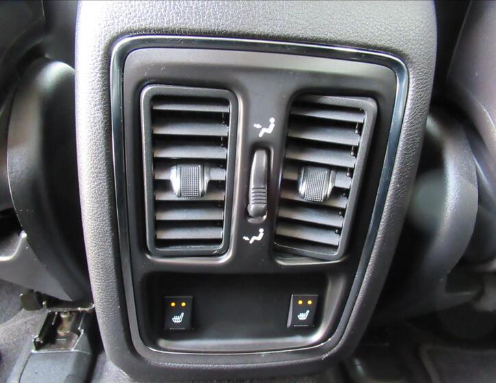 Jeep Grand Cherokee 24