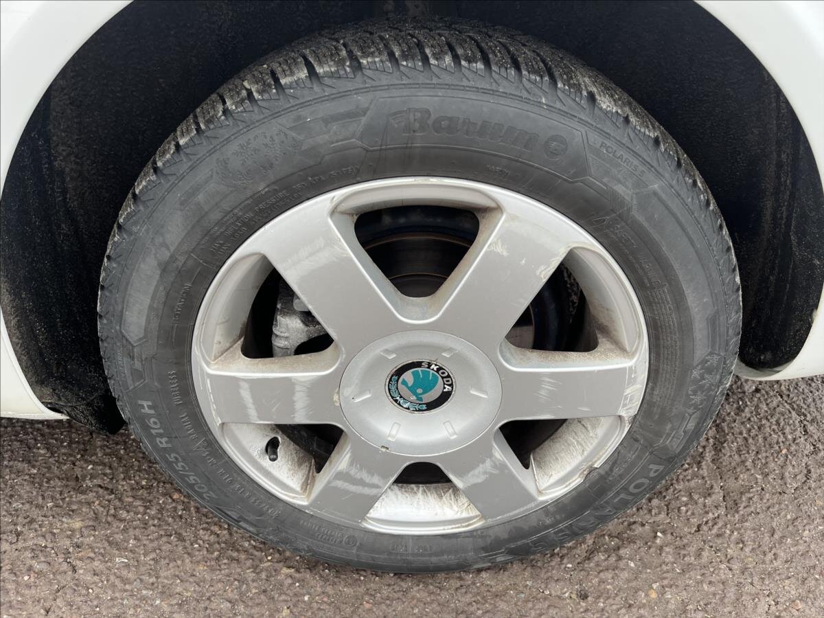 Škoda Octavia Sedan / Limuzína 1,6 l 75 kw