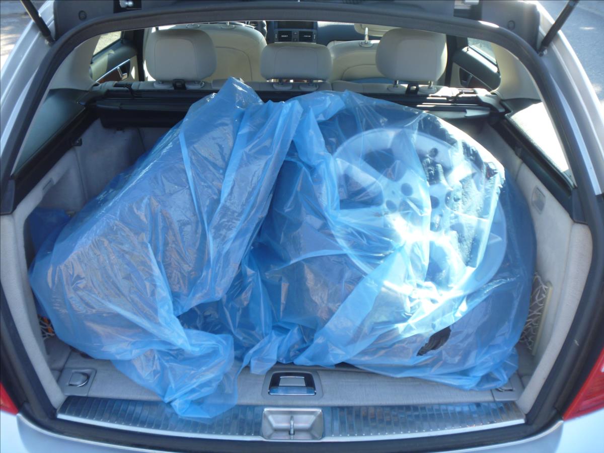 Mercedes-Benz Třídy C Kombi 2,1 l 100 kw