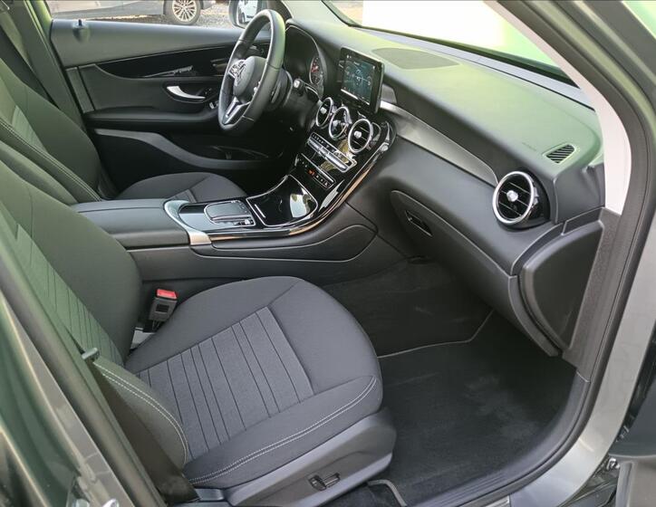 Mercedes-Benz GLC 33