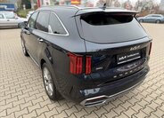 KIA Sorento 5
