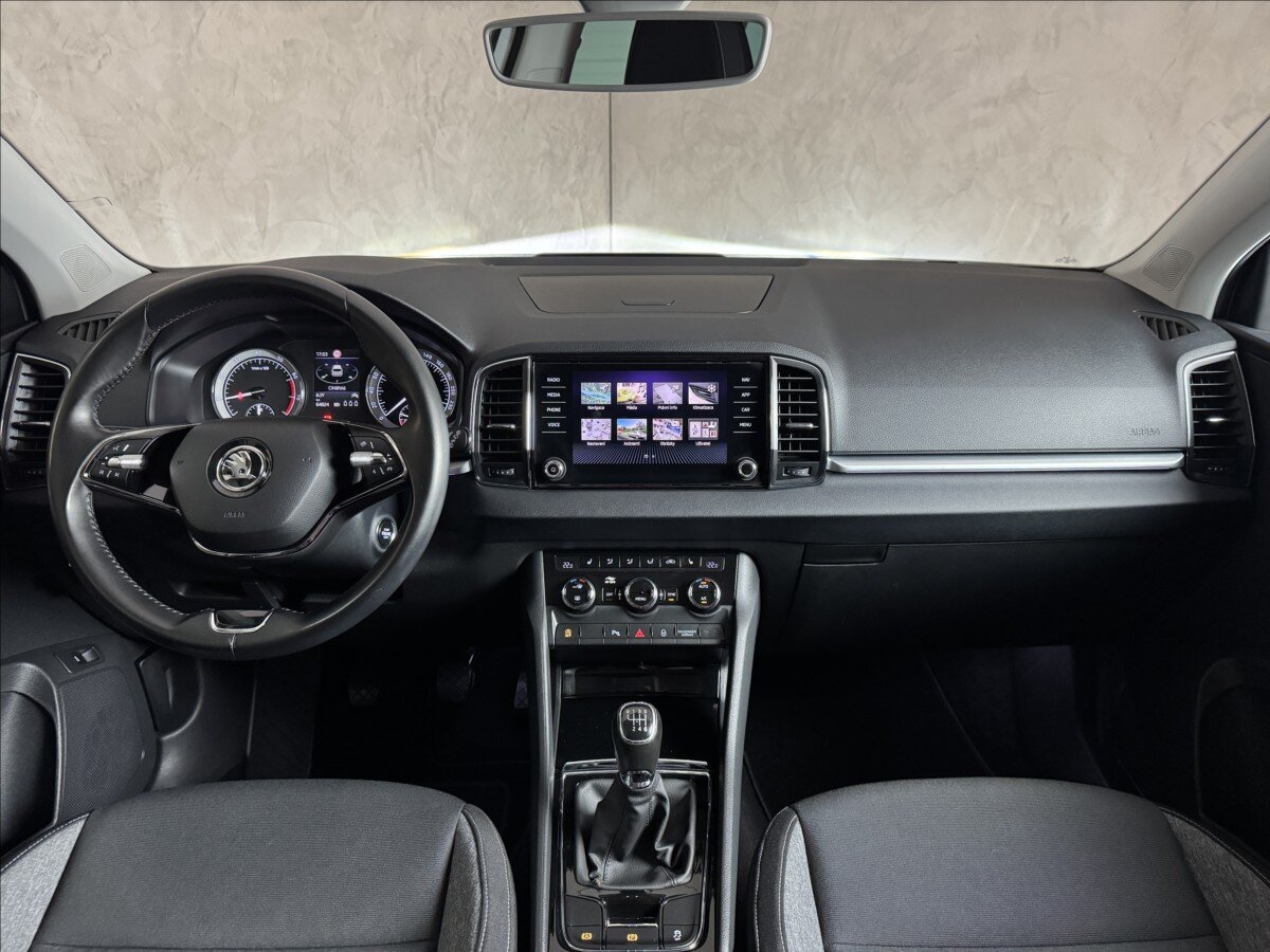 Škoda Karoq SUV / Terénní 1,5 l 110 kw
