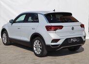 Volkswagen T-Roc CUV / Crossover 1,5 l 110 kw