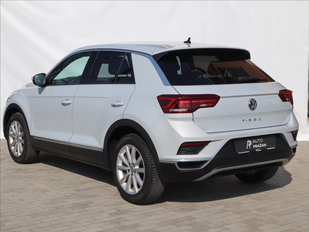 Volkswagen T-Roc CUV / Crossover 1,5 l 110 kw