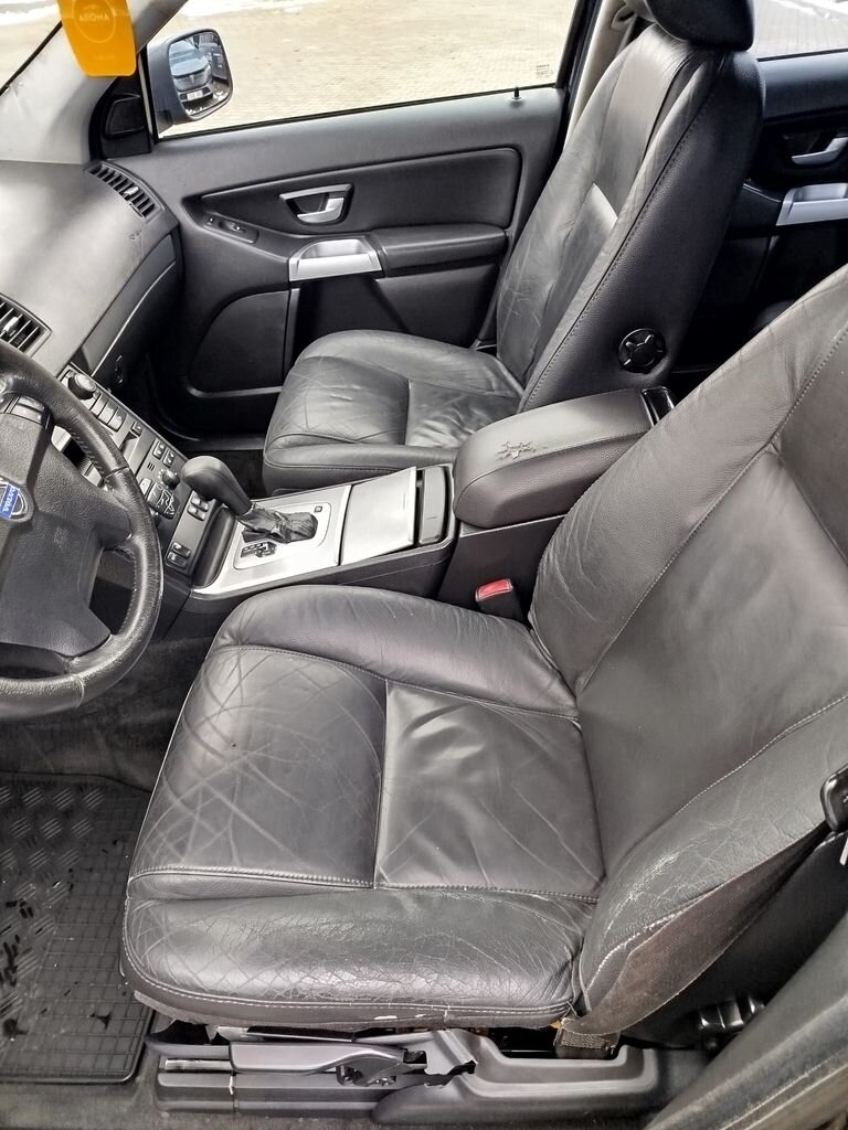 Volvo XC90 SUV / Terénní 2,4 l 136 kw