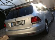 Volkswagen Golf Kombi 1,6 l 77 kw