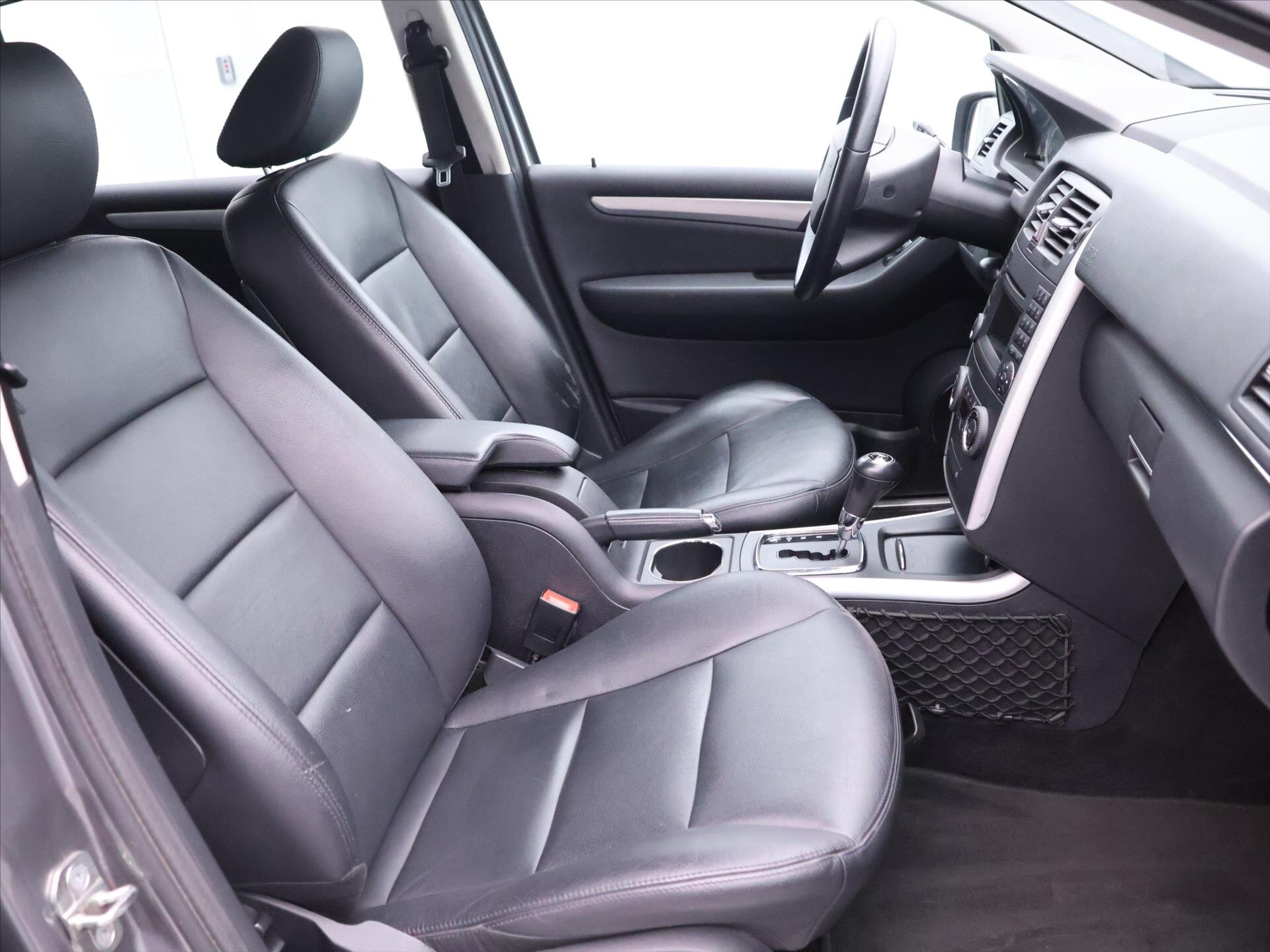 Mercedes-Benz Třídy B Hatchback 2,0 l 80 kw