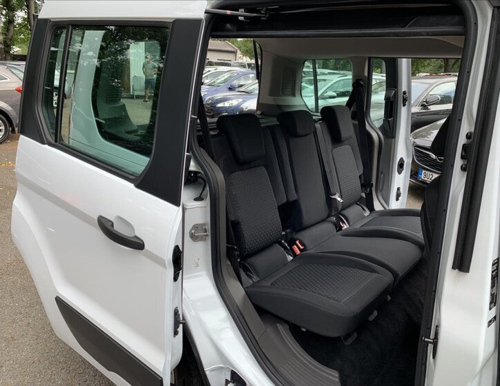 Ford Tourneo Connect Kombi 1,5 l 73 kw